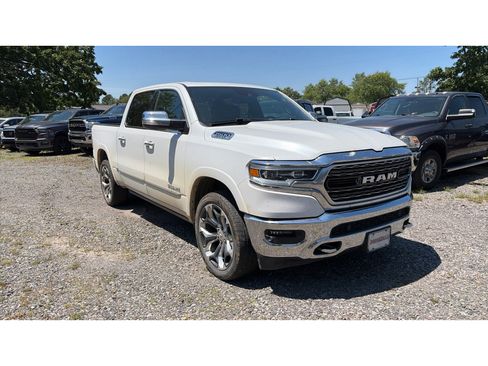 Used 2019 RAM 1500 Limited AWD/4WD image 2
