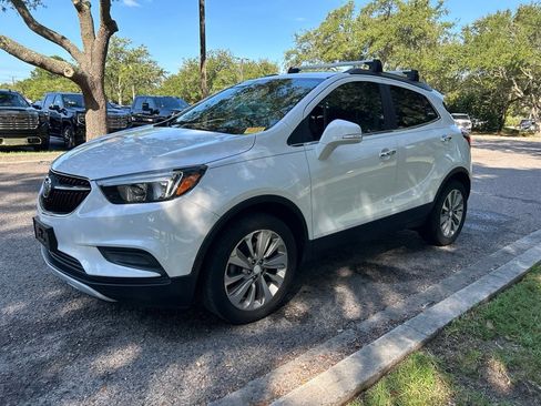 Used 2019 Buick Encore Preferred FWD image 2