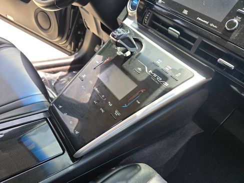 Used 2018 Toyota Mirai FWD image 37