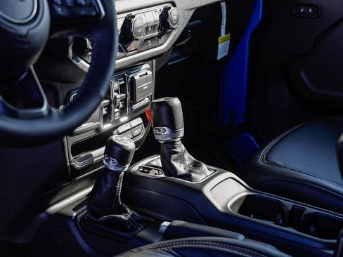 New 2025 Jeep Wrangler Sport S image 21