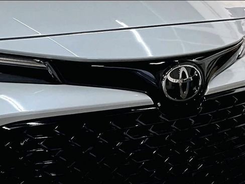Used 2025 Toyota Corolla SE FWD image 29