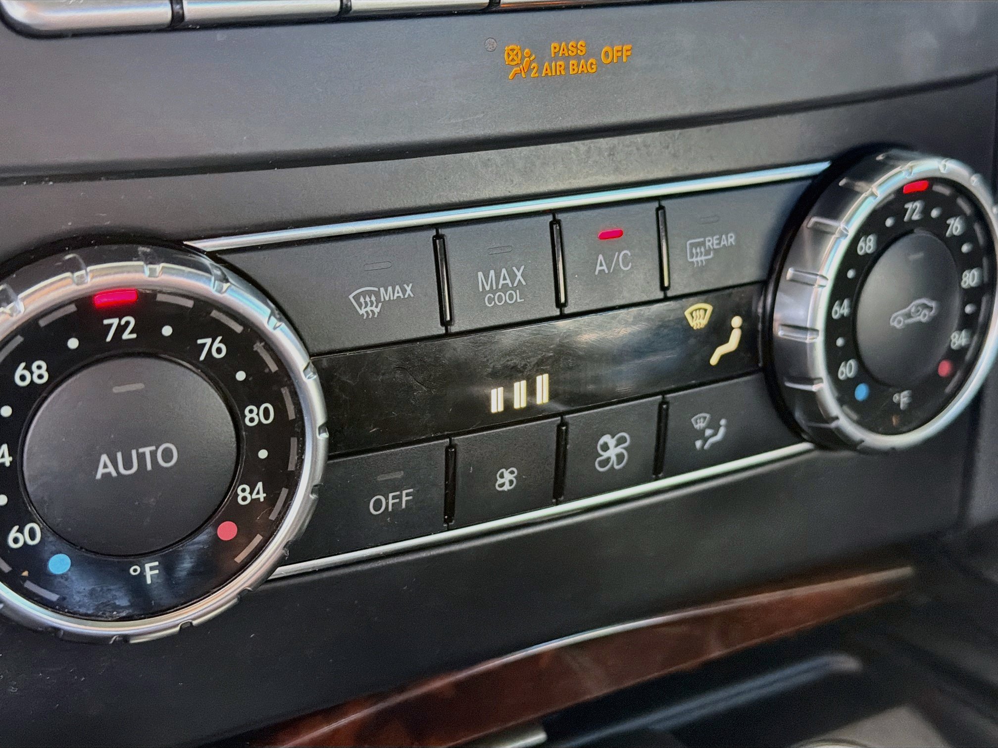 Used 2012 Mercedes-Benz C 300 4MATIC Sedan image 21