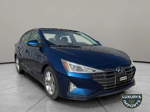 Used 2019 Hyundai Elantra SEL image 9
