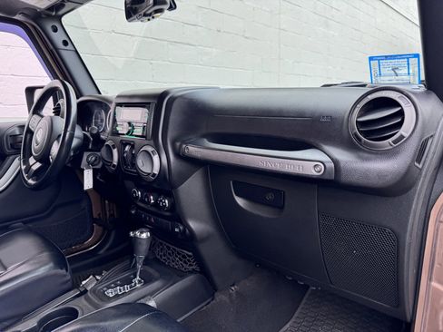 Used 2015 Jeep Wrangler Unlimited Sport w/ Quick Order Package 24S image 14