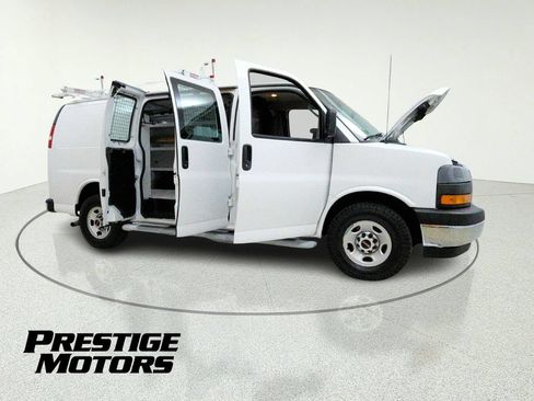 Used 2020 GMC Savana 2500 w/ Driver Convenience Package RWD image 15