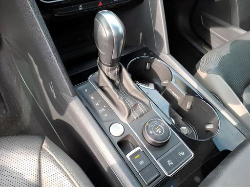 Used 2022 Volkswagen Atlas SEL Premium image 23