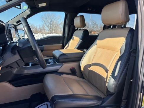 Used 2023 Ford F150 Lariat w/ Trailer Tow Package image 18