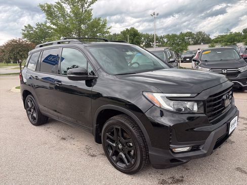 Used 2024 Honda Passport Black Edition image 4