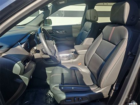 Certified 2023 Chevrolet Traverse RS image 20