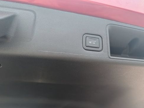 Used 2024 GMC Terrain AT4 AWD/4WD image 21