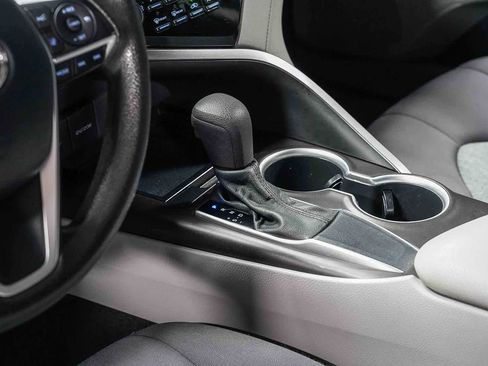 Certified 2021 Toyota Camry LE w/ Carpet Mat Package (TMS) FWD image 24