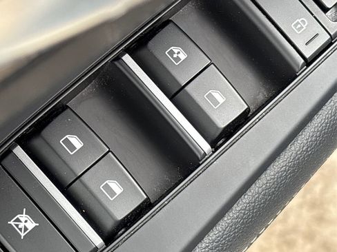 Certified 2023 Kia Forte GT-Line image 32