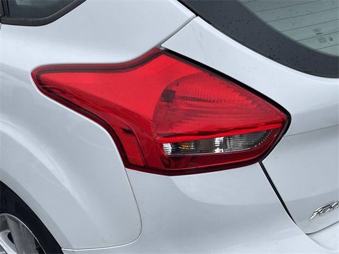 Used 2018 Ford Focus SE image 10