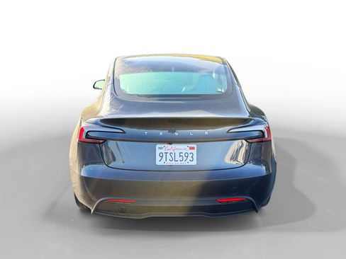 Used 2025 Tesla Model 3 Long Range image 4
