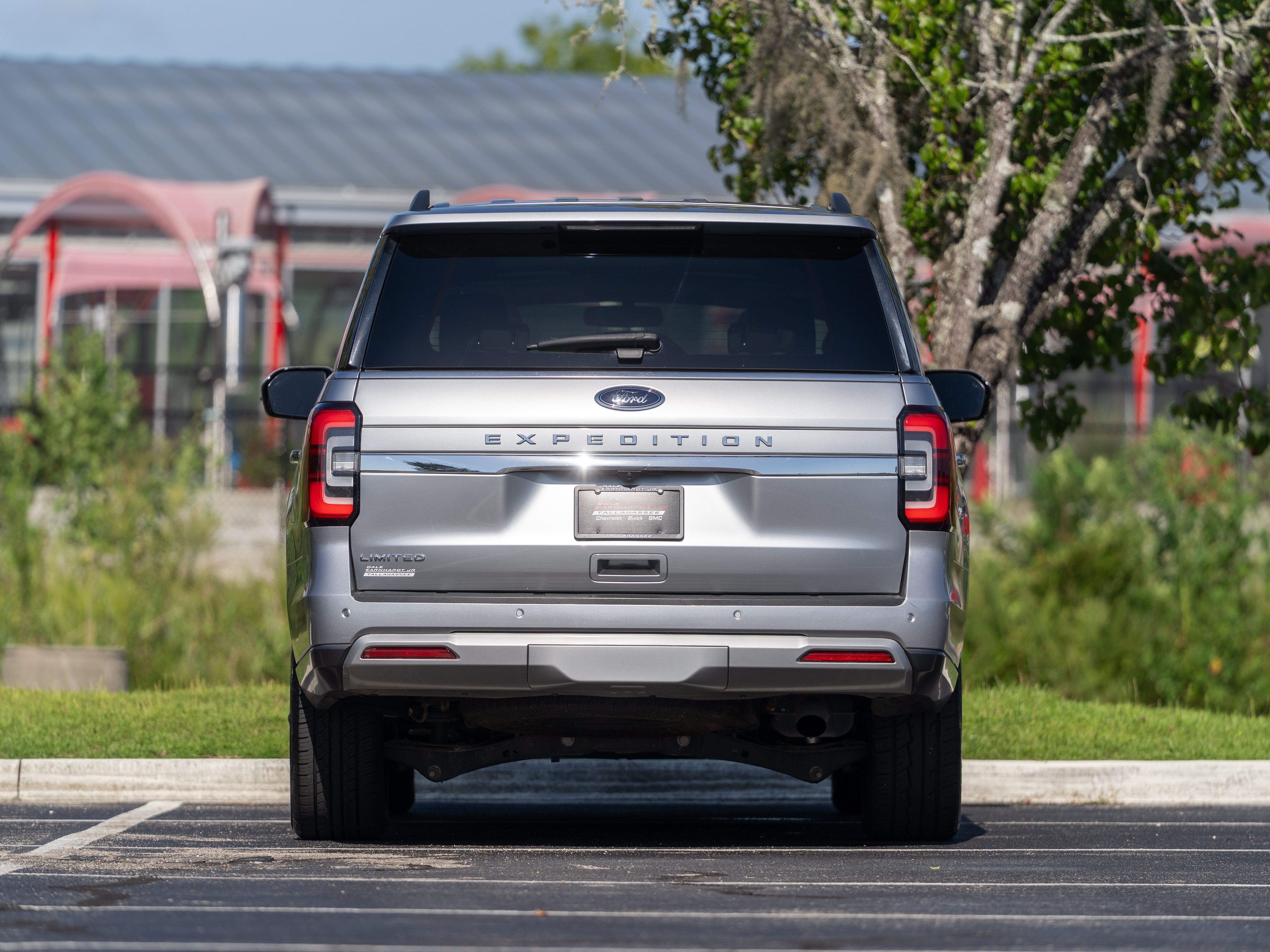 Used 2024 Ford Expedition Limited AWD/4WD image 38