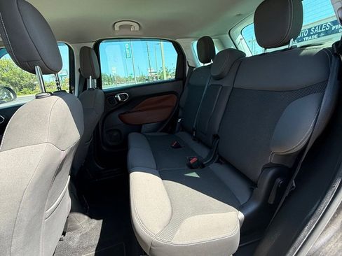 Used 2014 FIAT 500L Trekking w/ Popular Equipment Group image 7