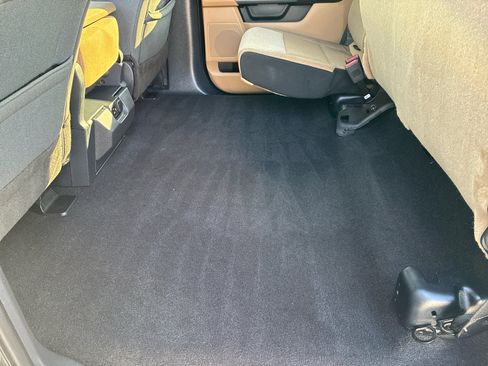 Used 2022 Ford F150 XLT image 35