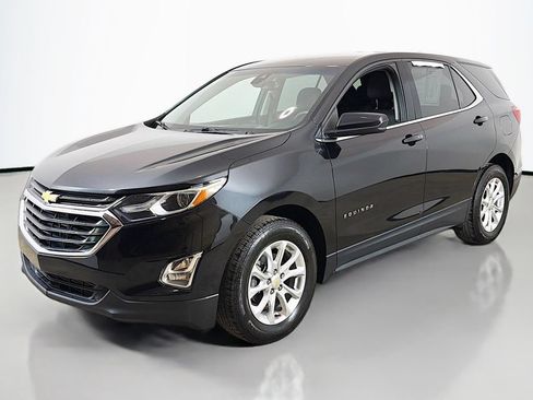 Used 2020 Chevrolet Equinox LT w/ Driver Convenience Package FWD image 7