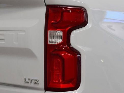 New 2026 Chevrolet Silverado 1500 LTZ w/ LTZ Premium Package AWD/4WD image 21