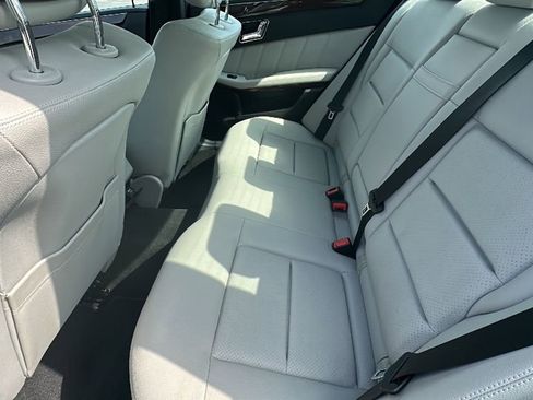 Used 2011 Mercedes-Benz E 350 Sedan image 15