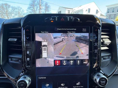 Used 2022 RAM 1500 Limited image 12