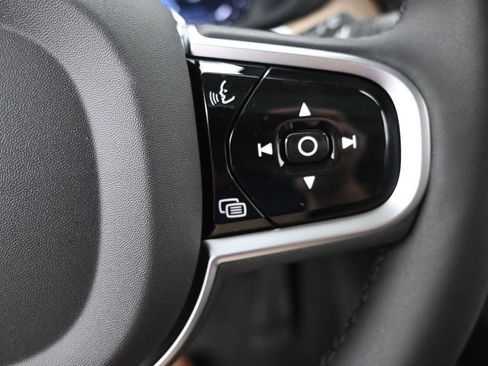 New 2026 Volvo XC60 B5 Core w/ Climate Package image 19