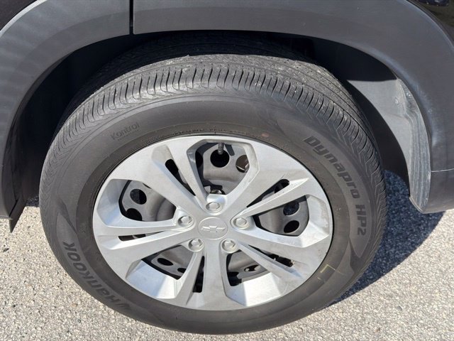 Used 2024 Chevrolet Trax LS w/ Driver Confidence Package FWD image 13