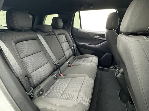Used 2025 Chevrolet Equinox LT FWD image 36