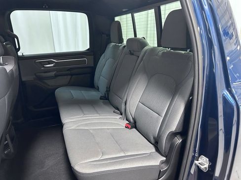 Used 2022 RAM 1500 Big Horn AWD/4WD image 19