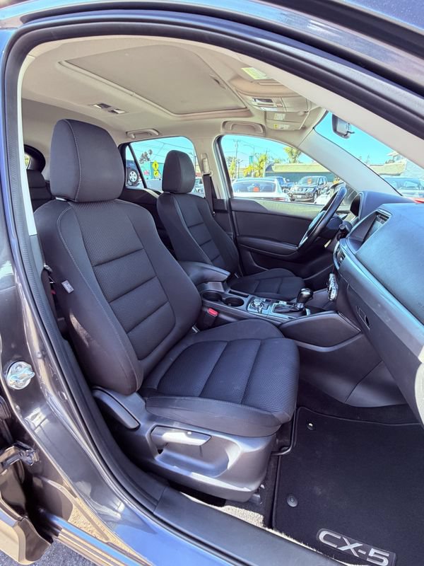 Used 2016 MAZDA CX-5 Touring w/ Bose/Moonroof Package FWD image 19