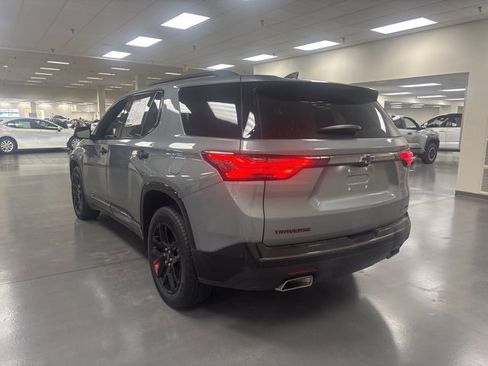 Used 2023 Chevrolet Traverse Premier w/ Redline Edition image 5