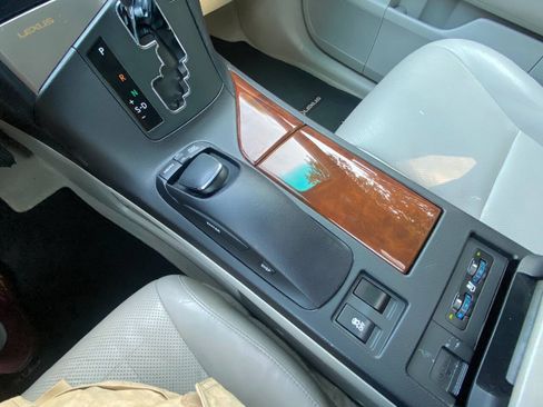 Used 2010 Lexus RX 350 2WD image 37