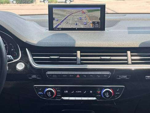 Used 2019 Audi Q7 3.0T Prestige w/ Prestige Package AWD/4WD image 22