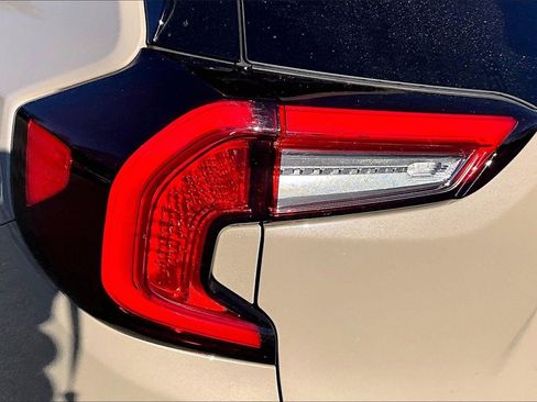 Certified 2023 GMC Terrain SLE w/ Driver Convenience Package image 21