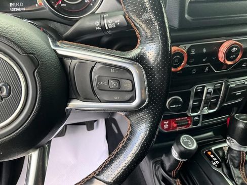 Used 2020 Jeep Gladiator Mojave w/ Cold Weather Group AWD/4WD image 29