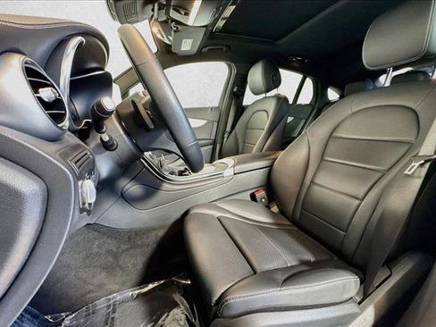 Used 2023 Mercedes-Benz GLC 300 4MATIC Coupe image 19