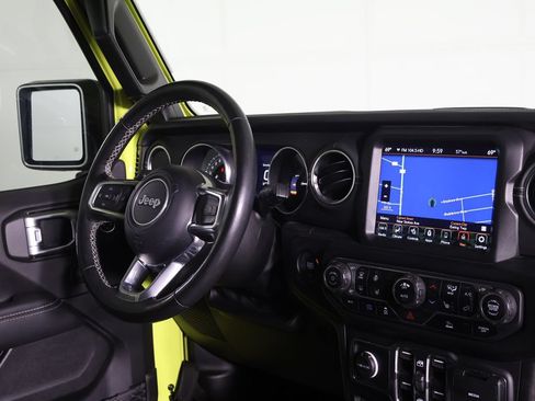 Used 2023 Jeep Wrangler Unlimited Sahara w/ Cold Weather Group AWD/4WD image 29
