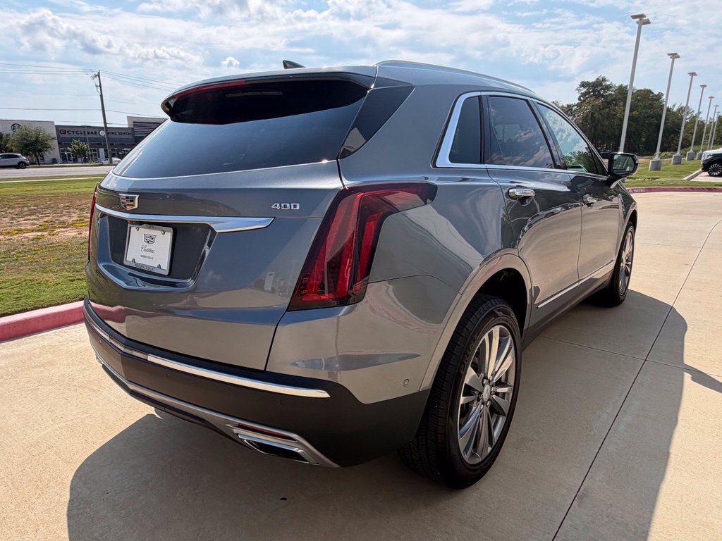 Used 2021 Cadillac XT5 Premium Luxury FWD image 5