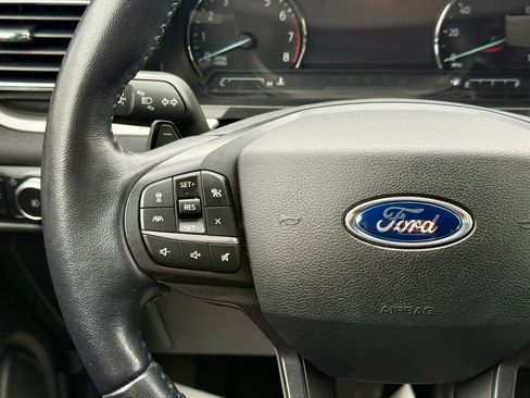 Used 2020 Ford Explorer XLT w/ Equipment Group 202A image 25