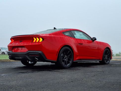 New 2025 Ford Mustang Coupe image 4