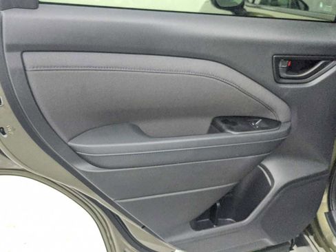 New 2026 Subaru Forester Premium image 26