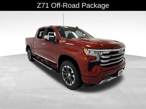 Certified 2024 Chevrolet Silverado 1500 High Country w/ Technology Package image 8