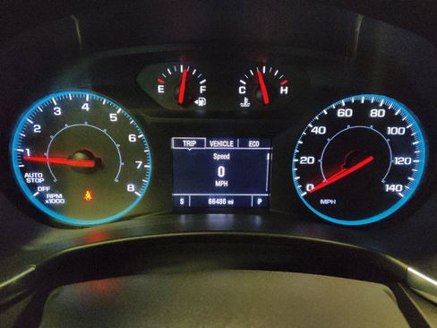 Used 2023 Chevrolet Equinox LS FWD image 23