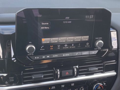 New 2025 Nissan Pathfinder SV w/ SV Premium Package image 27