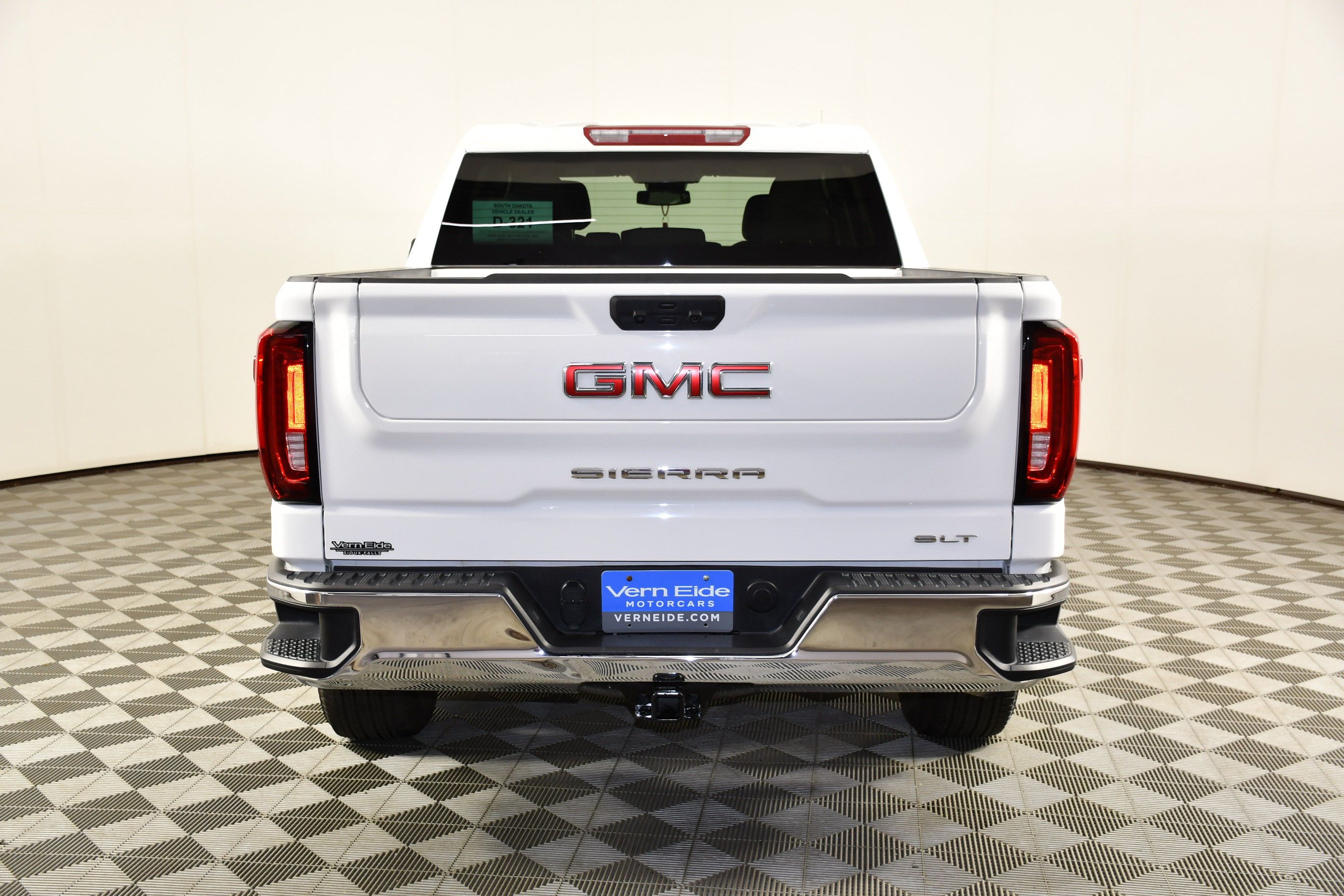 Used 2026 GMC Sierra 1500 SLT AWD/4WD image 6