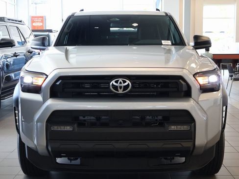Used 2026 Toyota 4Runner SR5 AWD/4WD image 2