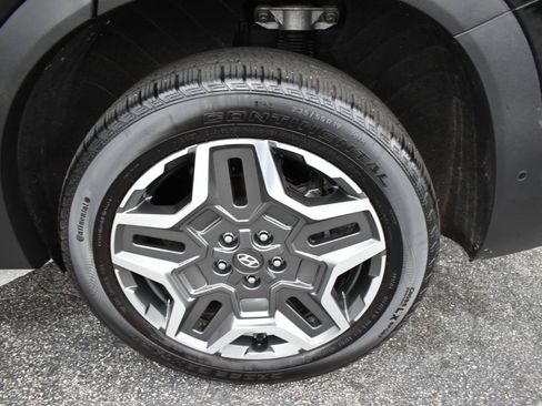 Used 2023 Hyundai Santa Fe Limited AWD/4WD image 32