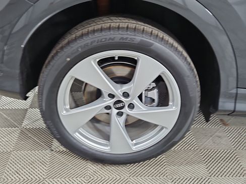 New 2026 Audi Q5 Premium Plus image 10