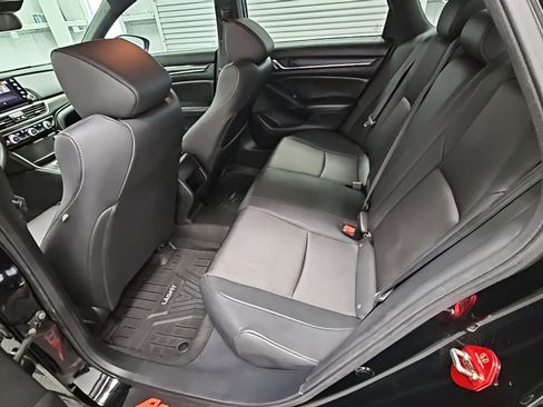 Used 2019 Honda Accord Sport image 31