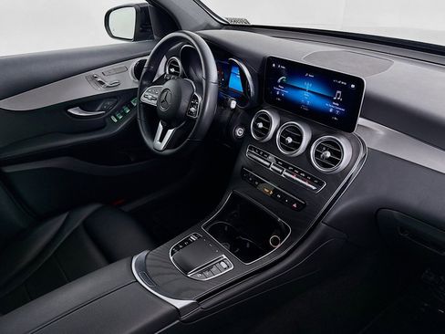 Used 2021 Mercedes-Benz GLC 300 image 15
